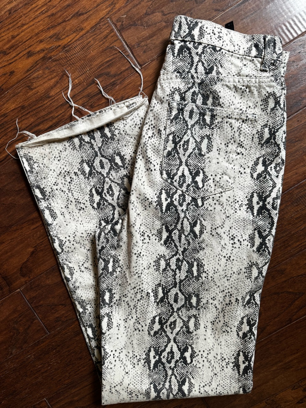 Zara “The 90s” Wide Leg High Waisted Denim - Picture 5 of 8